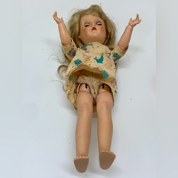 Early 1950s Antique Jointed Little Girl Walker Doll - Picture 5 of 14